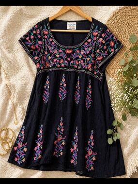 Royal Moda Embroidered Boho Dress Black Pink L